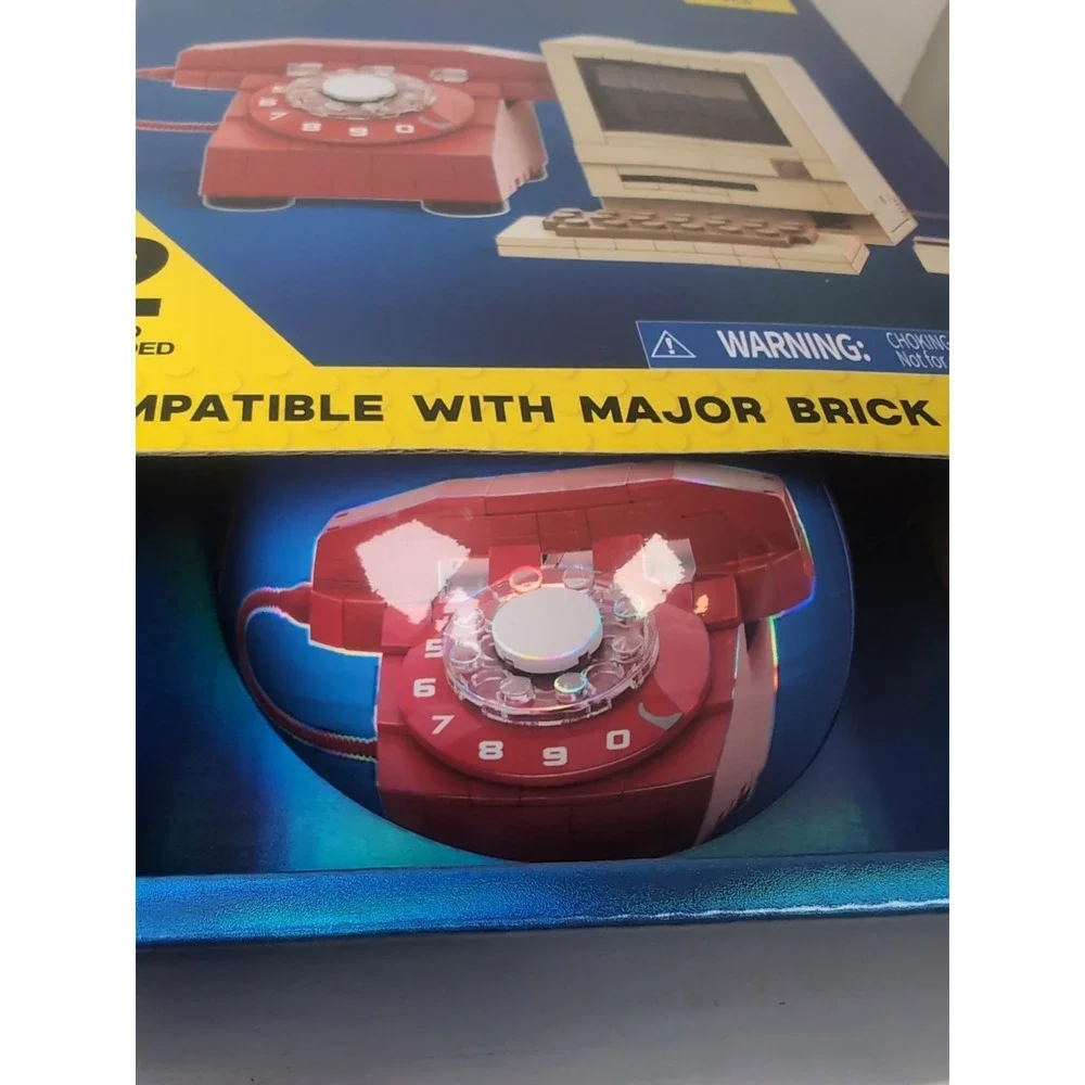 ZURU MAX Retro Collection Building Set 362 Pcs Rotary Phone & Computer 8+ Bricks
